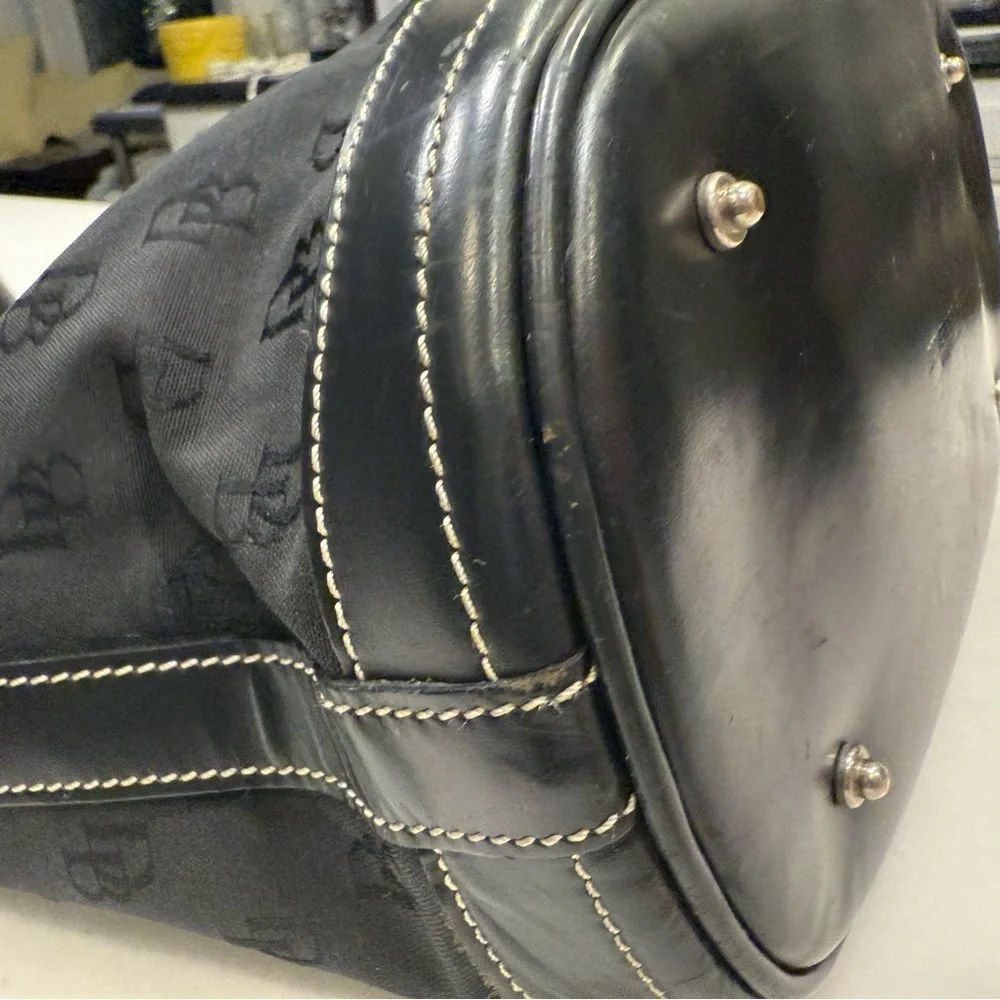 Dooney & Bourke Vintage Cabriolet Bucket Bag Black Canvas & Leather EUC